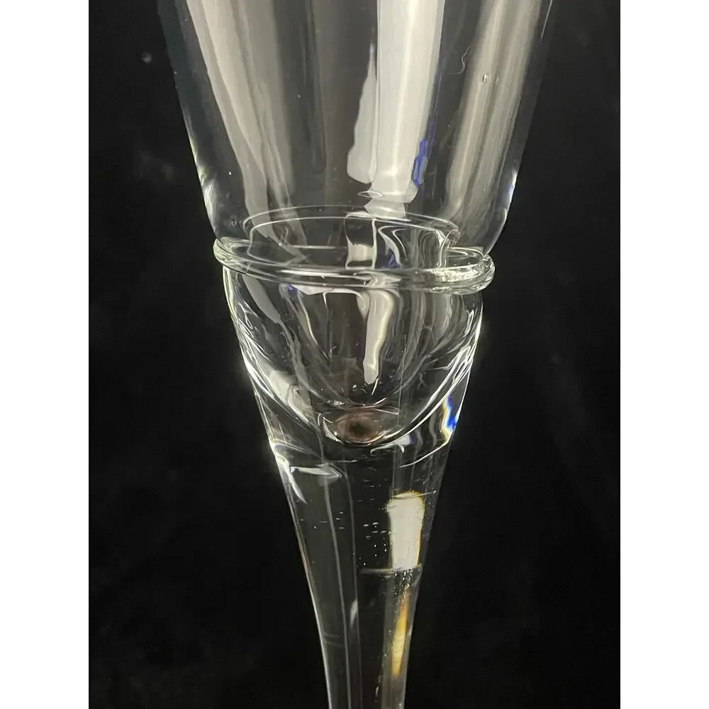 EUC - 4 Clear 10.5